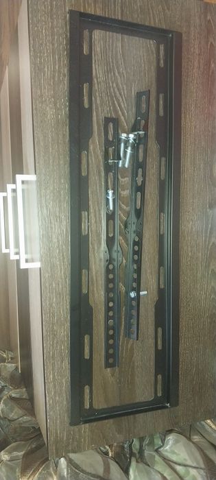 Кранштейн для тв