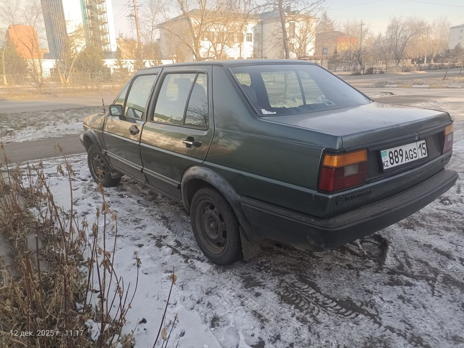 Volkswagen Jetta сел и поехал