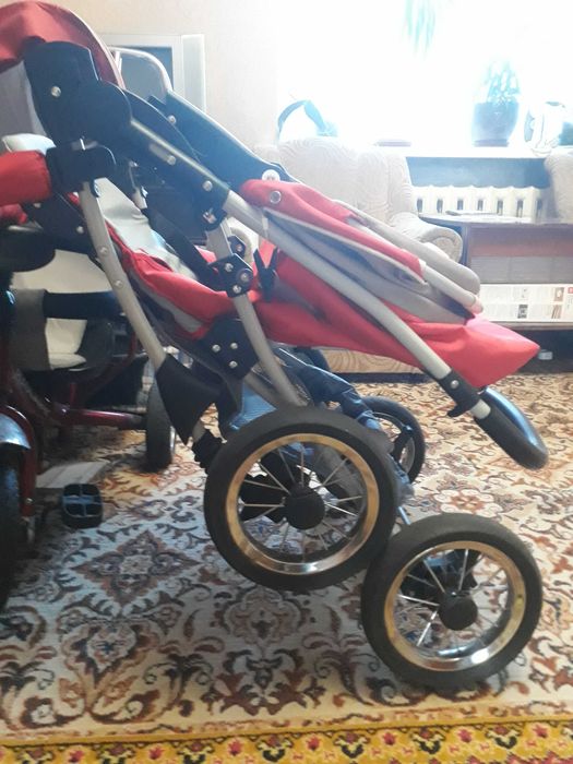 продам детскую коляску