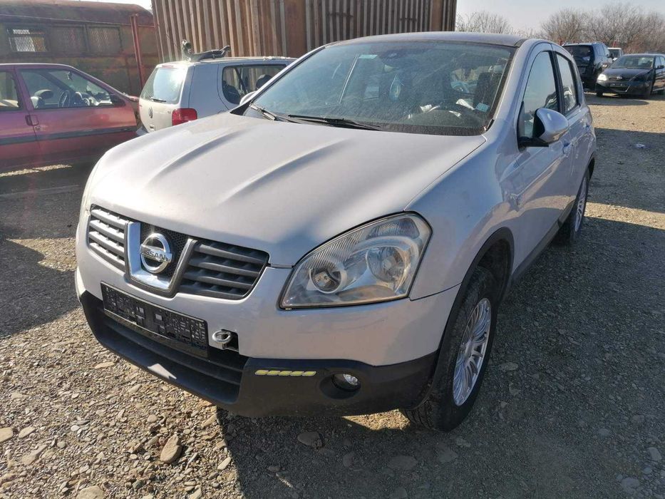 Нисан Кашкай 2.0 ДЦИ /Nissan Qashqai 2.0DCI