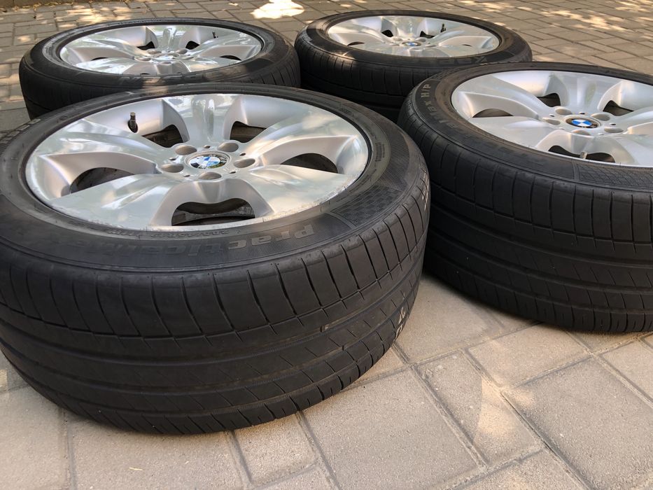 Продам резину с дисками r19