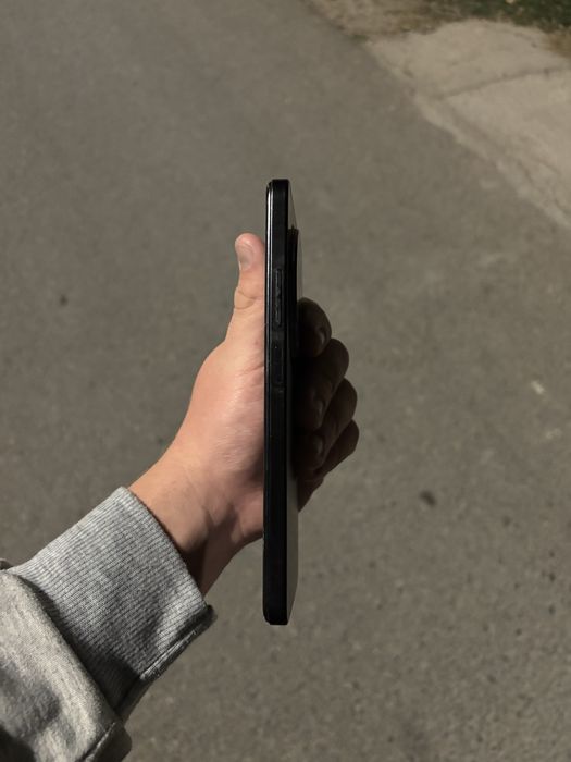 Poco S75