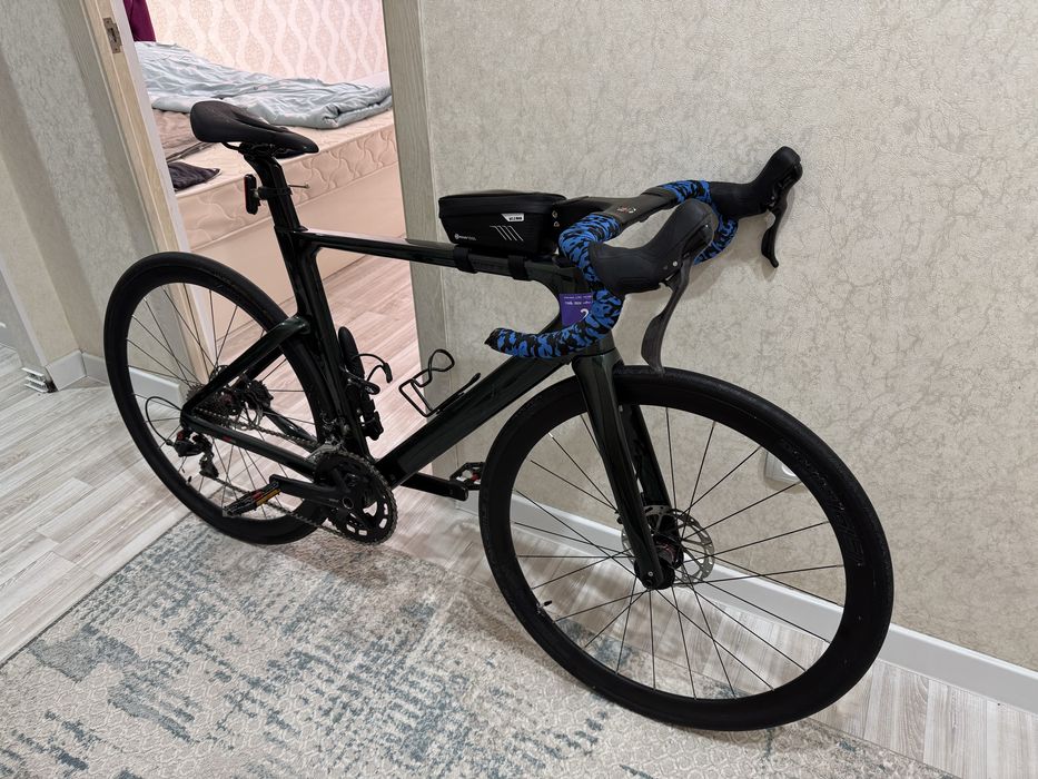 Продам шоссейный велосипед R12