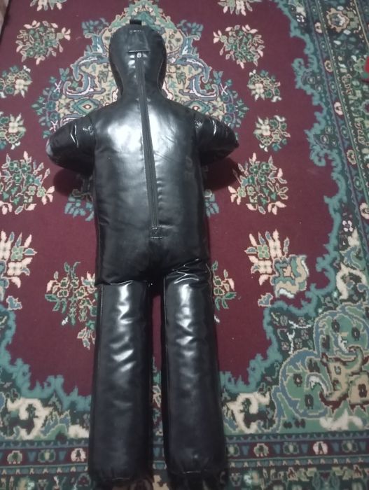 Vând manechin de lupte (înălțime 1.40)