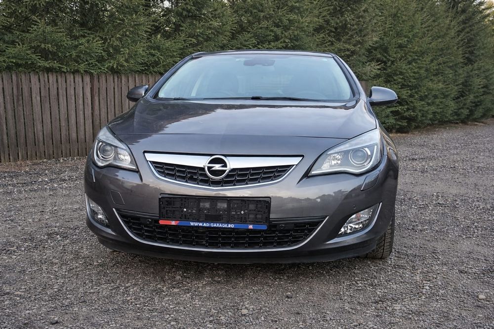 Opel Astra J cutie AUTOMATĂ