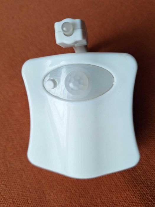 Lumina de noapte pentru toaleta cu senzor de miscare, LED, 8 culori