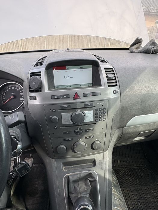 Dezmembrez Opel Zafira 1.9 Diesel cutie manuala 6+1 (2006)