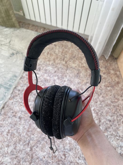 Продам наушники HyperX cloud2