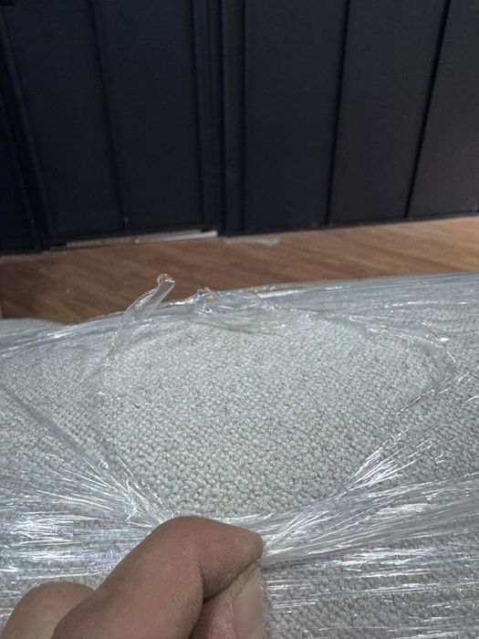диван новый салафане.