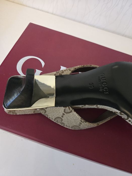Чехли на нисък ток GUCCI