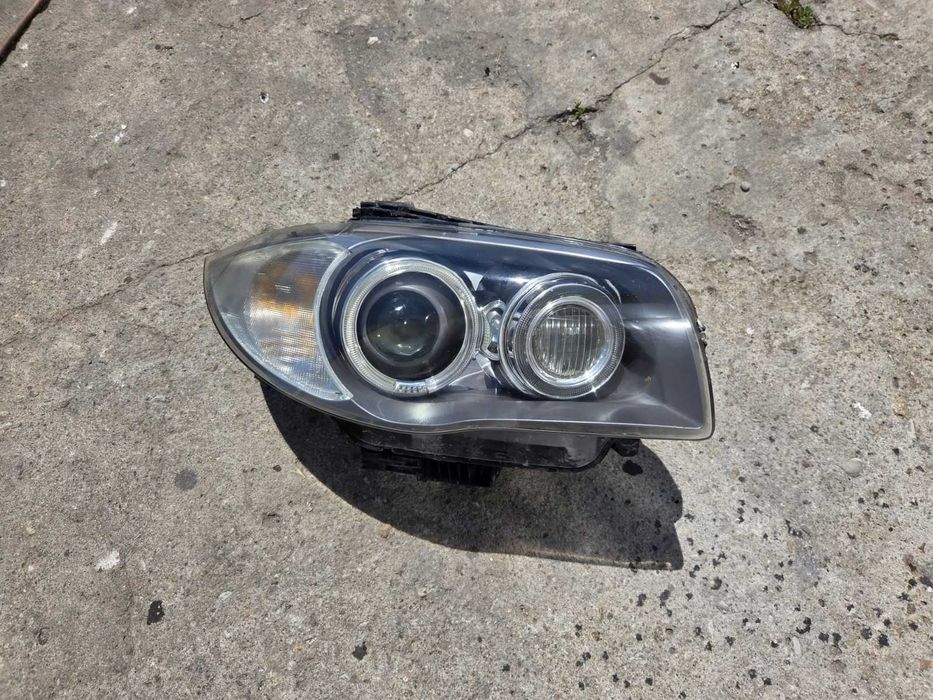 Far dreapta xenon adaptiv BMW seria 1 E81 E82 E87 E88 facelift LCI
