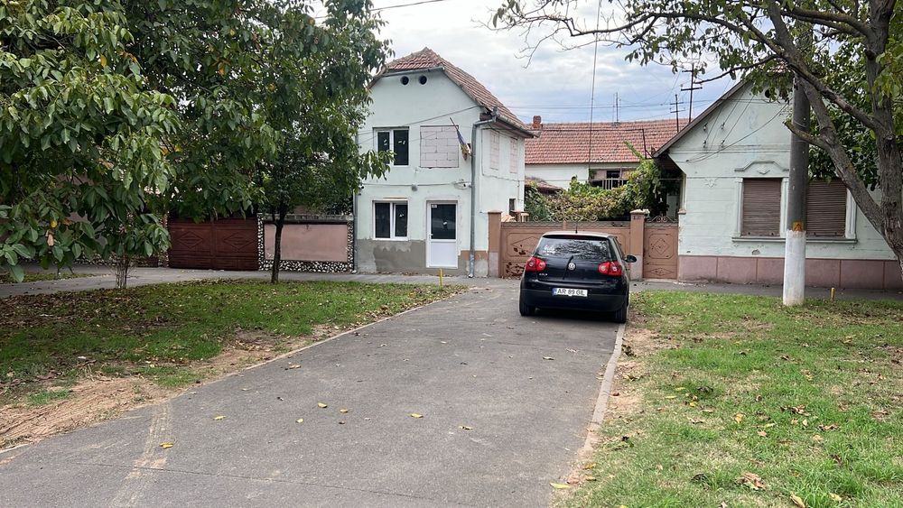 dau in chirie casa Calea Timisorii