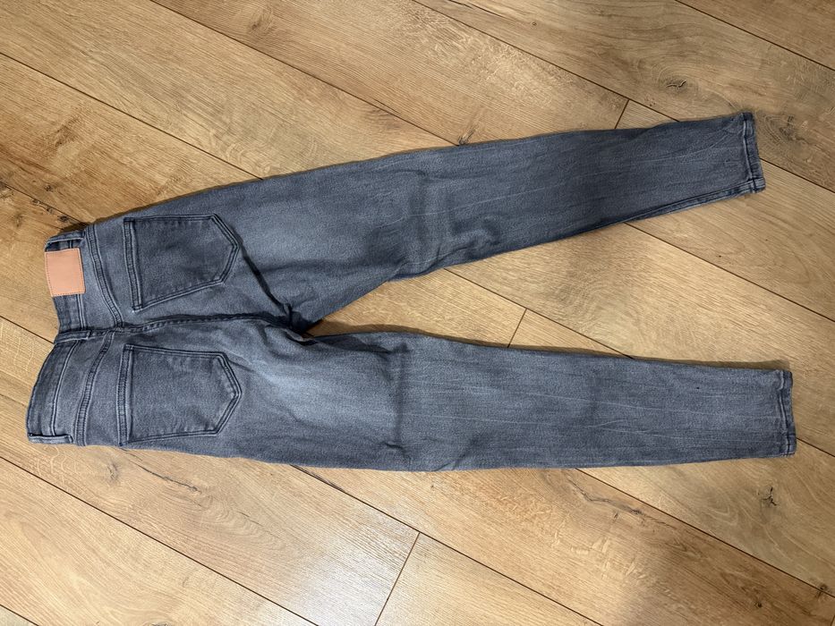 URGENT!! Blugi skinny Bershka