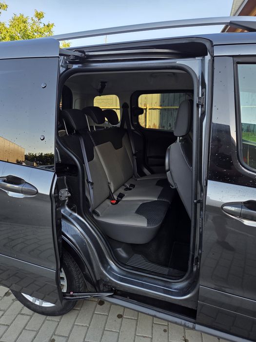FORD Tourneo Courier 2018 — imagine 5
