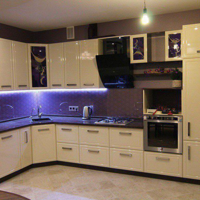 Мебелщик Ремонт и сборка  Болшой опыт работы. Есть гарантия на качеств