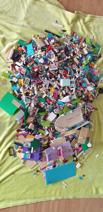 Vand lego friends si lego city