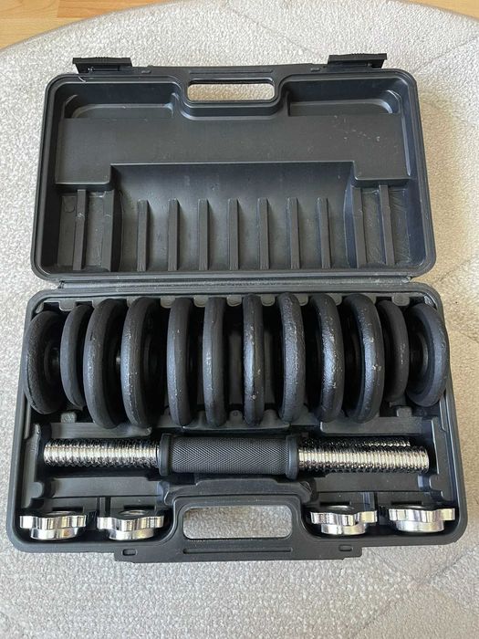 Set gantere reglabile Techfit 15 kg & cutie de depozitare si transport – stare excelentă