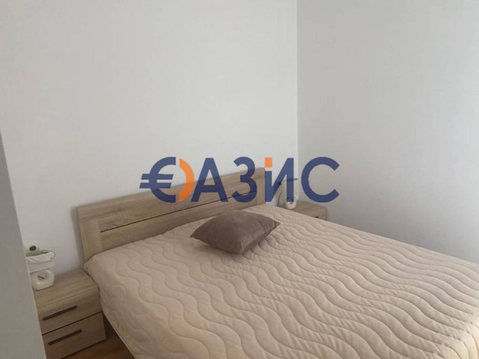 Продава се Двустаен апартамент в к.к. Слънчев бряг - 50 кв.м за 1550 €/кв.м - Снимка #8