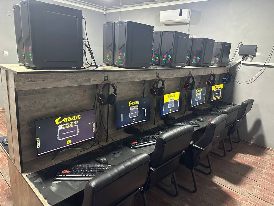 Компютерхона Сотилади