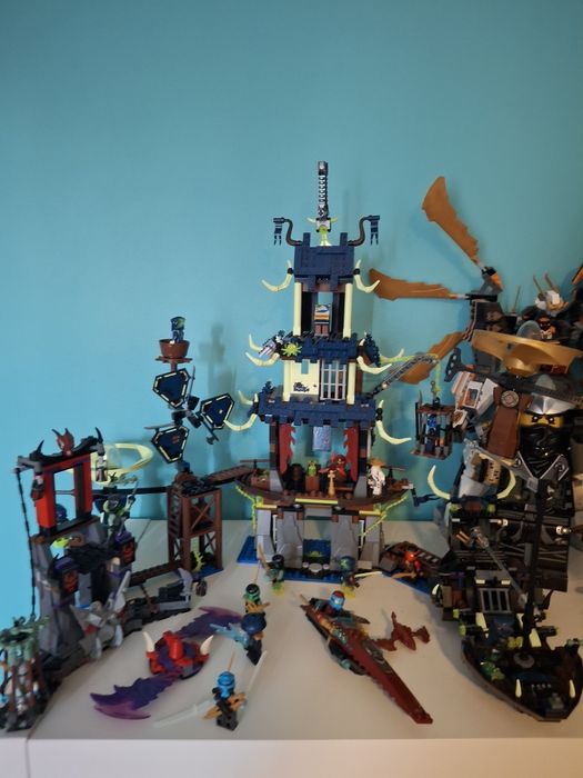 LEGO NINJAGO la schimb