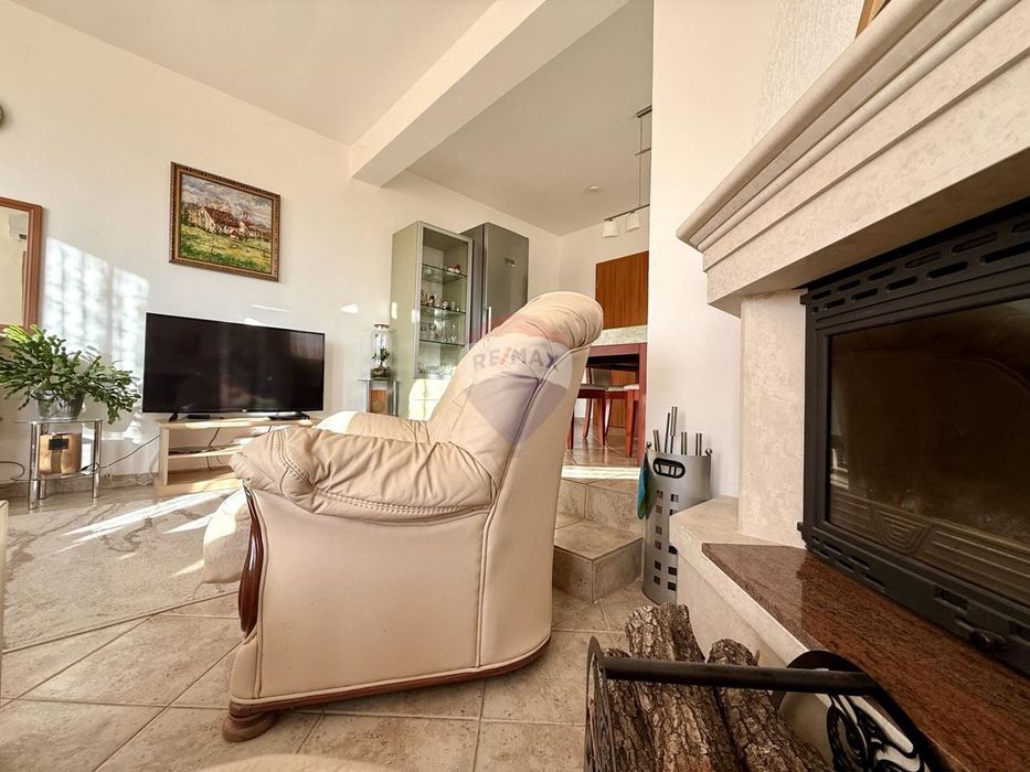 Къща с четири спални и планинска гледка за продажба, Балчик, Я.И.