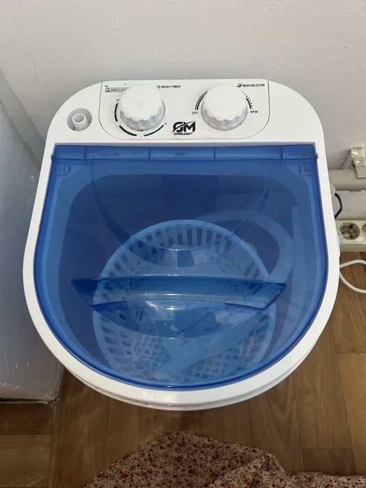 Продаю своя машинку маленкий