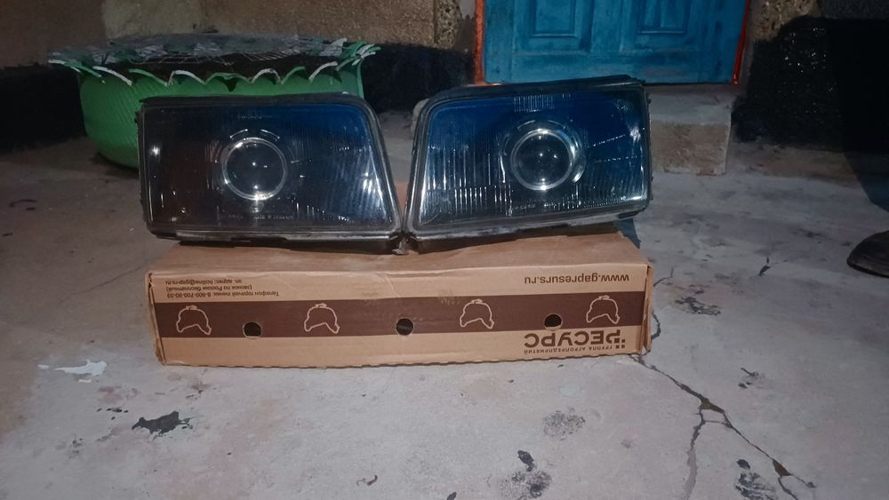 Продам Фары-линзы