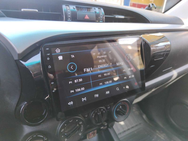 TOYOTA HILUX 2016-2022 - 10'' Андроид Навигация , 9324