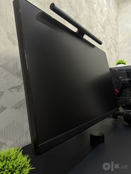 LG UltraGear 32 2K 180hz