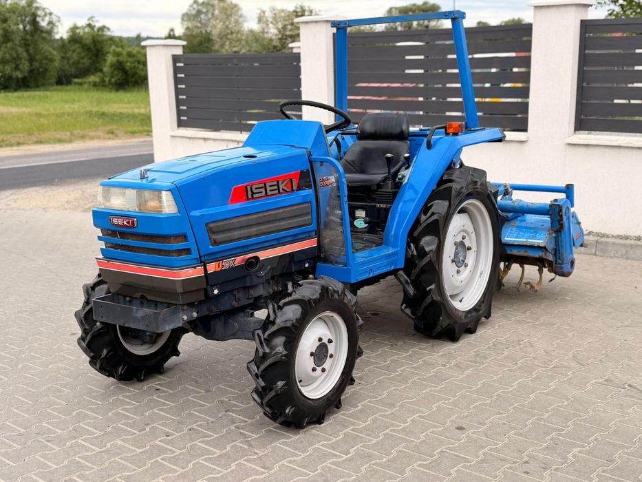 ISEKI U-DX – Tractor japonez 4x4 Tractoare Japoneze