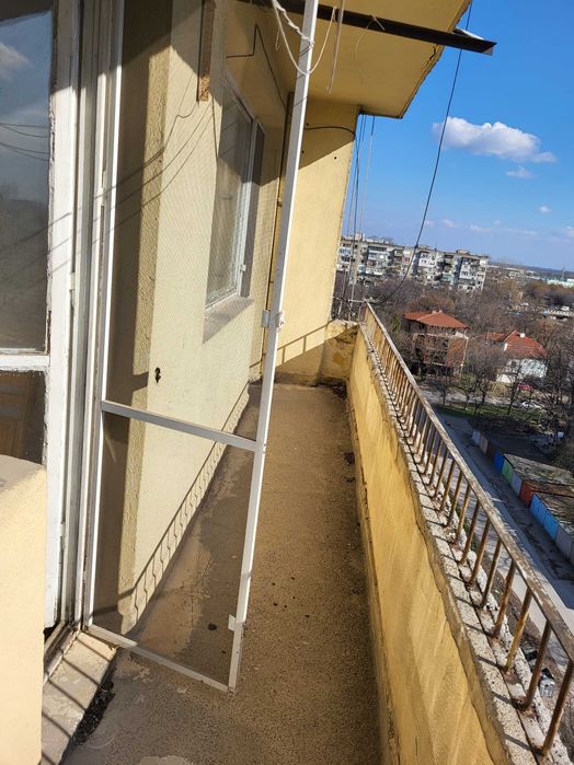 Продава се Четиристаен апартамент в Пазарджик, Окръжна болница - 74 кв.м за 717 €/кв.м - Снимка #3