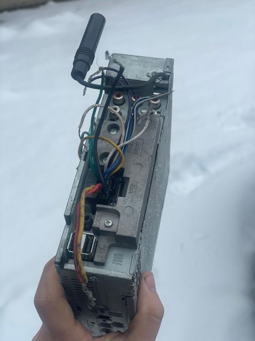 Продам автомагнитолу Pioneer Оригинал