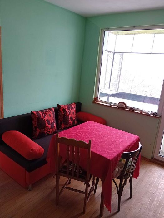 Продава се Четиристаен апартамент в Ловеч, Широк център - 91 кв.м за 589 €/кв.м - Снимка #2