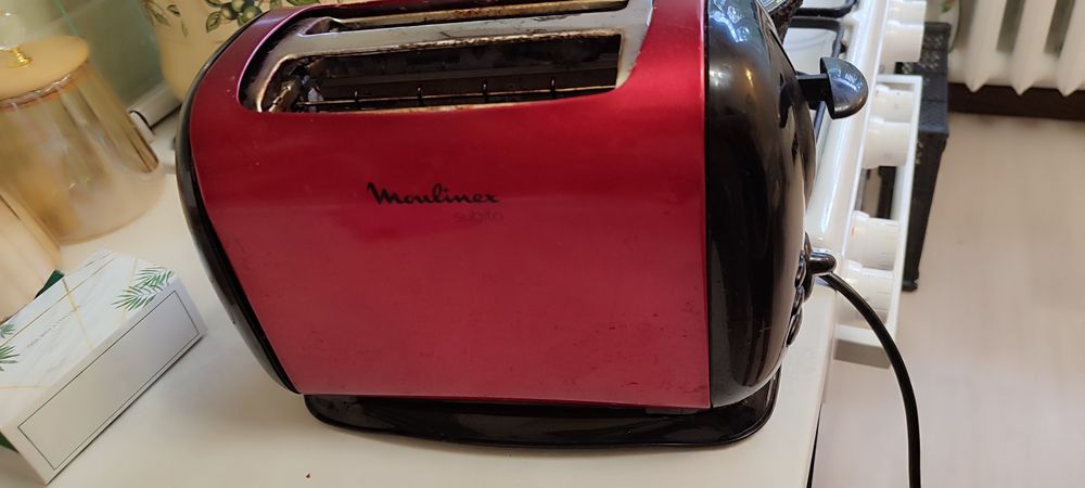 Продам тостер Moulinex