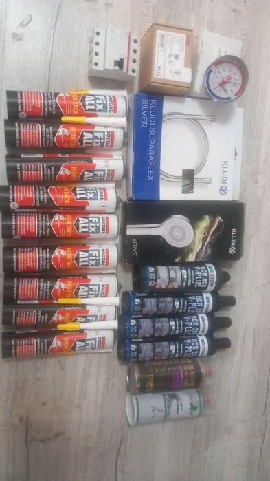 Tot ce se vinde la jumatea prețului din magazin