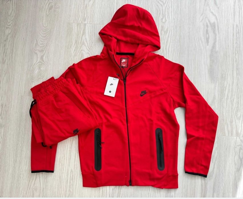 Trening Nike Tech Red Premium