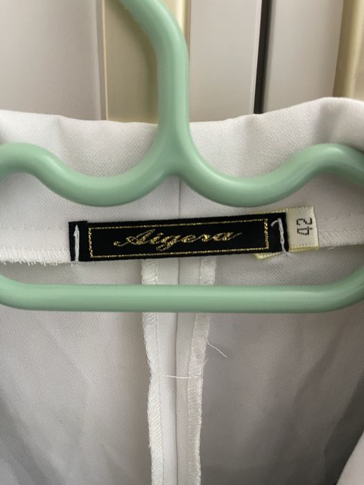 Продам срочно платья