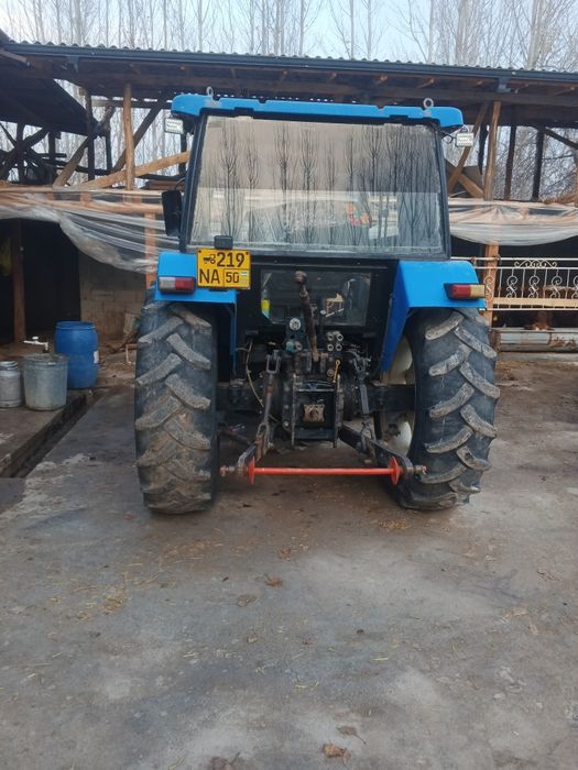 New Holland tl100 sotladi