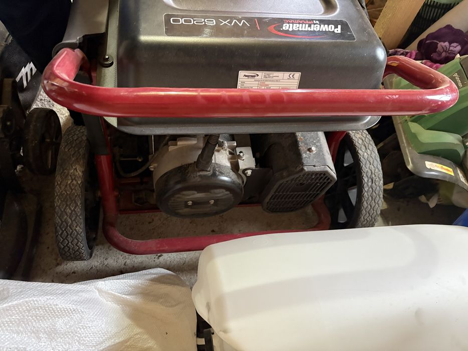 Generator Pramac WX 6200 pe benzină – stare foarte bună