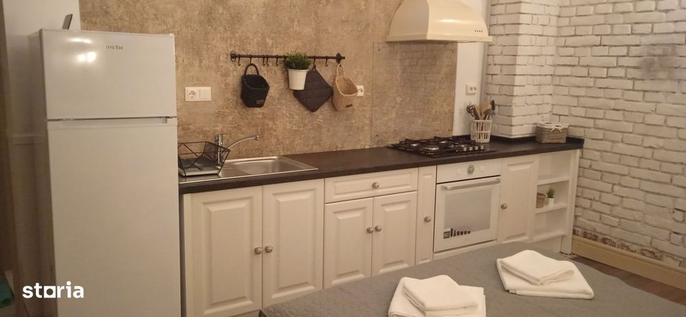 Garsoniera Piata Sfatului,uiltracentral! — fotografia 1