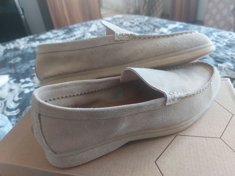 Продам ботильоны новые р-р 37