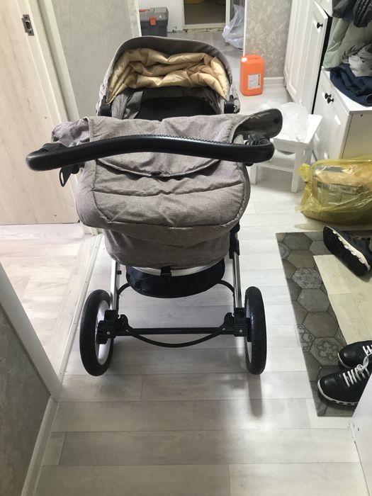 Продам коляску в отличном состоянии