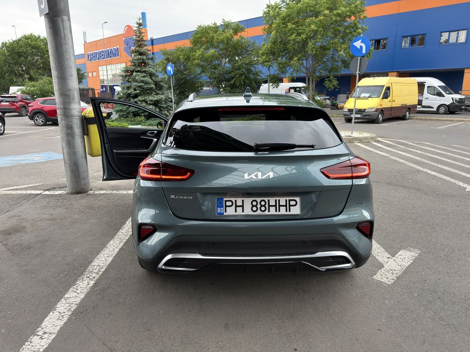KIA XCeed 5 uși, echipare City+, motor 1.5 T-GDI 140 CP, 2025 A7