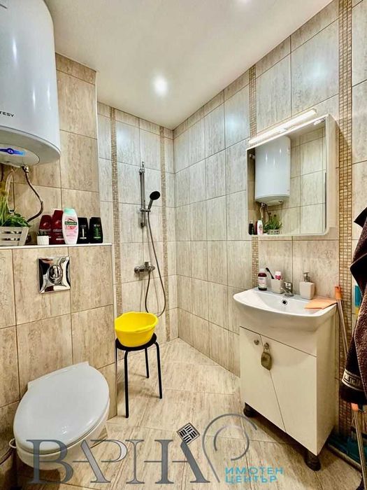 Дава се под наем Тристаен апартамент в Варна, Младост 1 - 100 кв.м за 548.25 € - Снимка #13