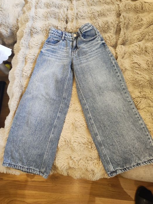 Лотче от дрешки 131 размер 8 /9 години на мярката Zara