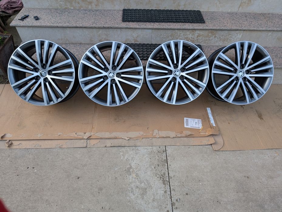 Jante ORIGINALE Skoda R19 Kodiaq Karoq Superb NS7 Sirius 565601025
