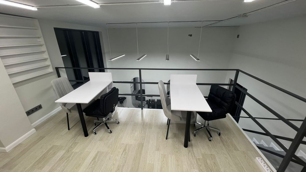 Сдам место маникюр