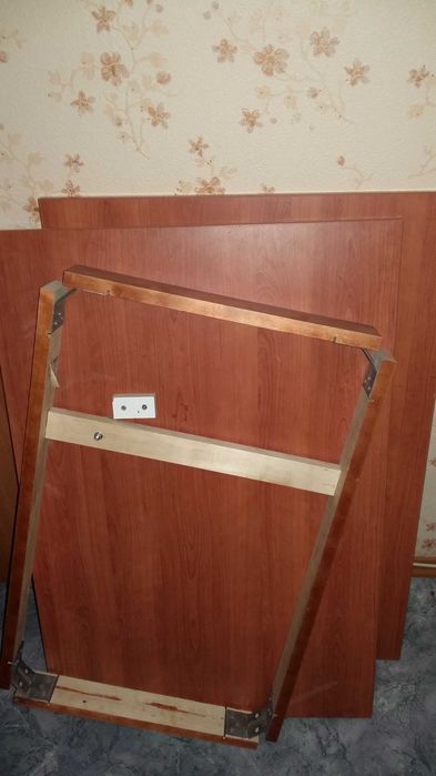 Стол обеденный, раскладной