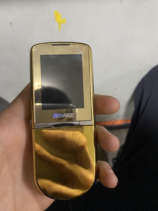 gionee 8800 gold rangi