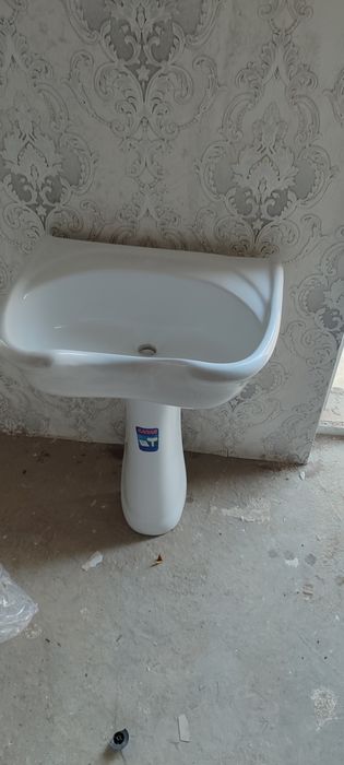 sartarosh xonaga rakvina sotiladi umuman iwlatilmagan yeng